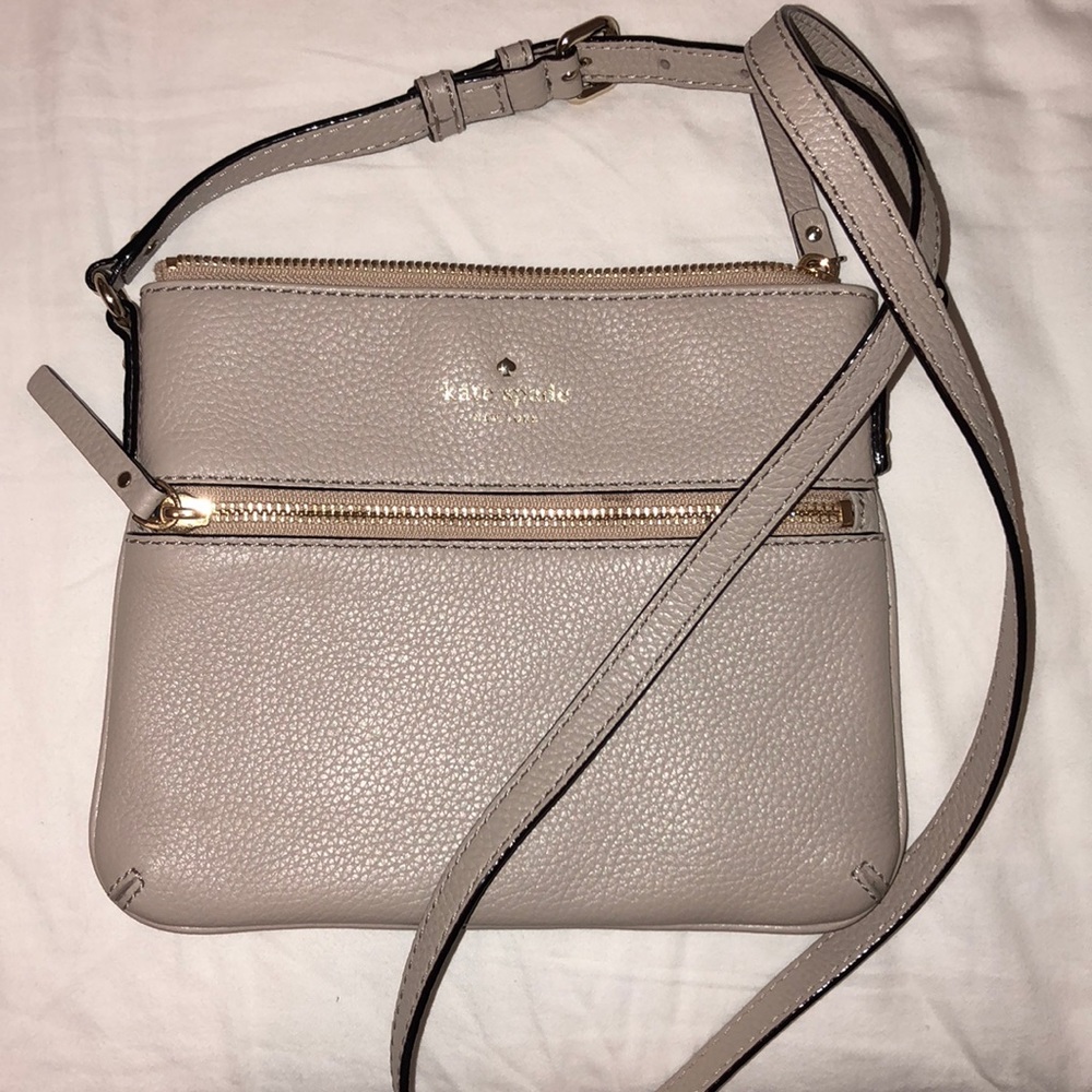 Kate Spade Pebbled Leather Crossbody Bag in Taupe